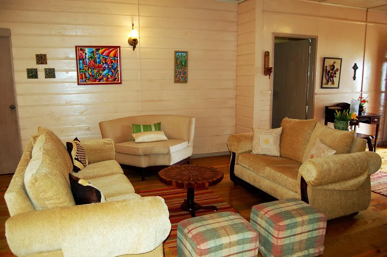 Barbecue Heritage Gardens Cottage - Jm Newcastle 木屋